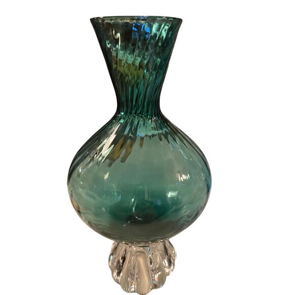 Teal Ribbed Swirled Blown Glass Vase 6.75” Heavy Scalloped Ribbed Base - Picture 5 of 8